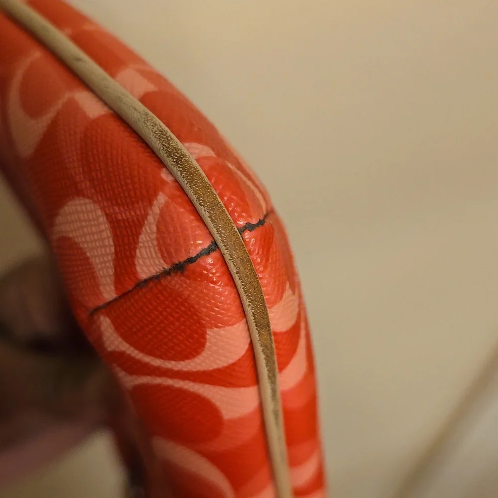 Coach Red Signature Wristlet - Picture 8 of 15